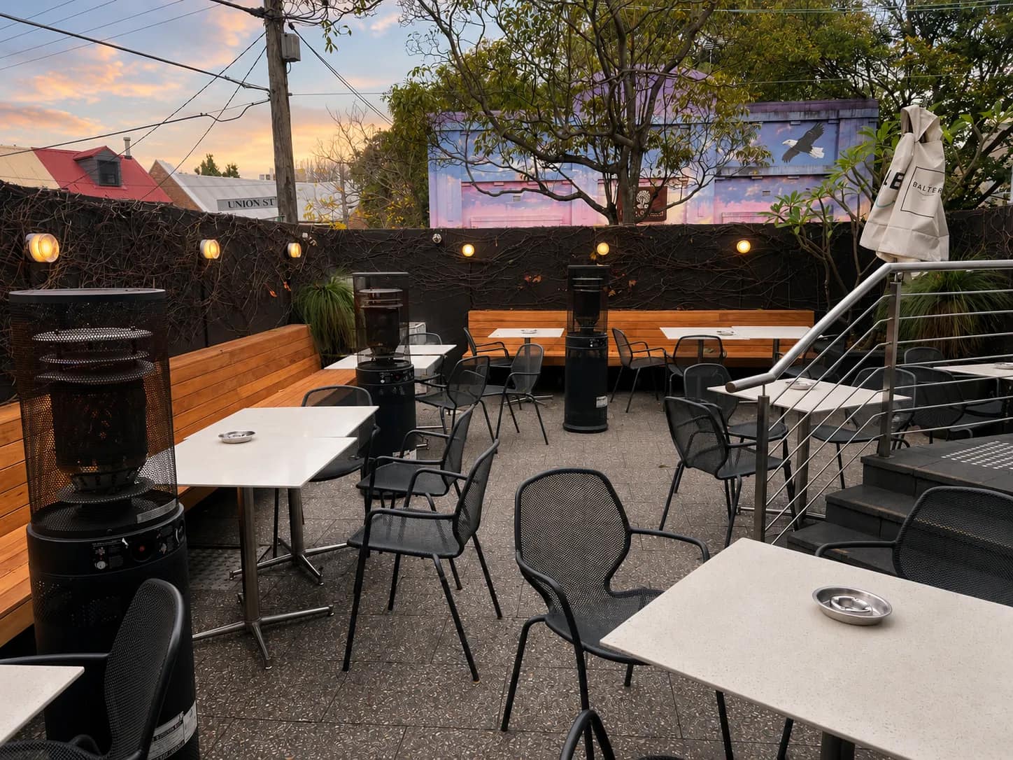 Union Hotel pub in Newtown