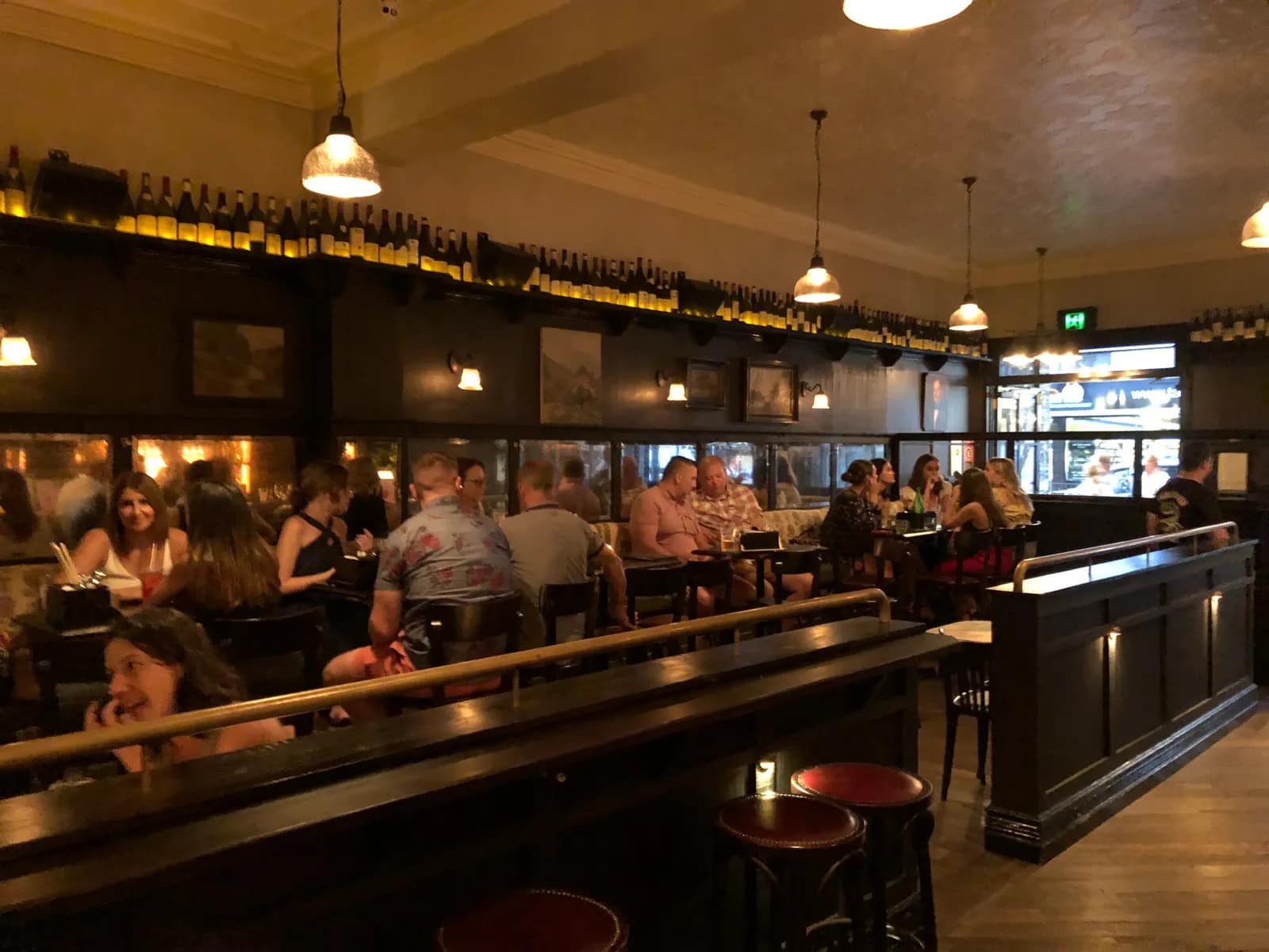 Queens Hotel pub in Enmore