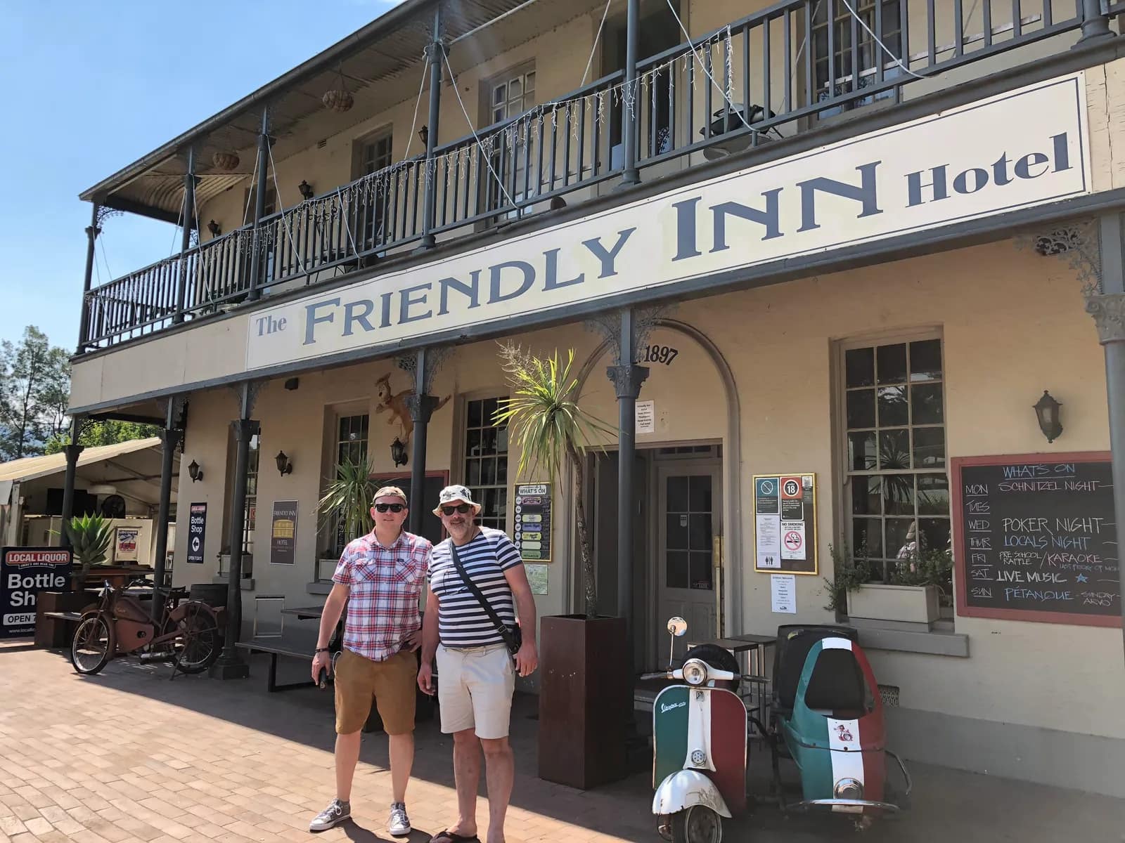 The Friendly Inn Hotel pub in Kangaroo Valley