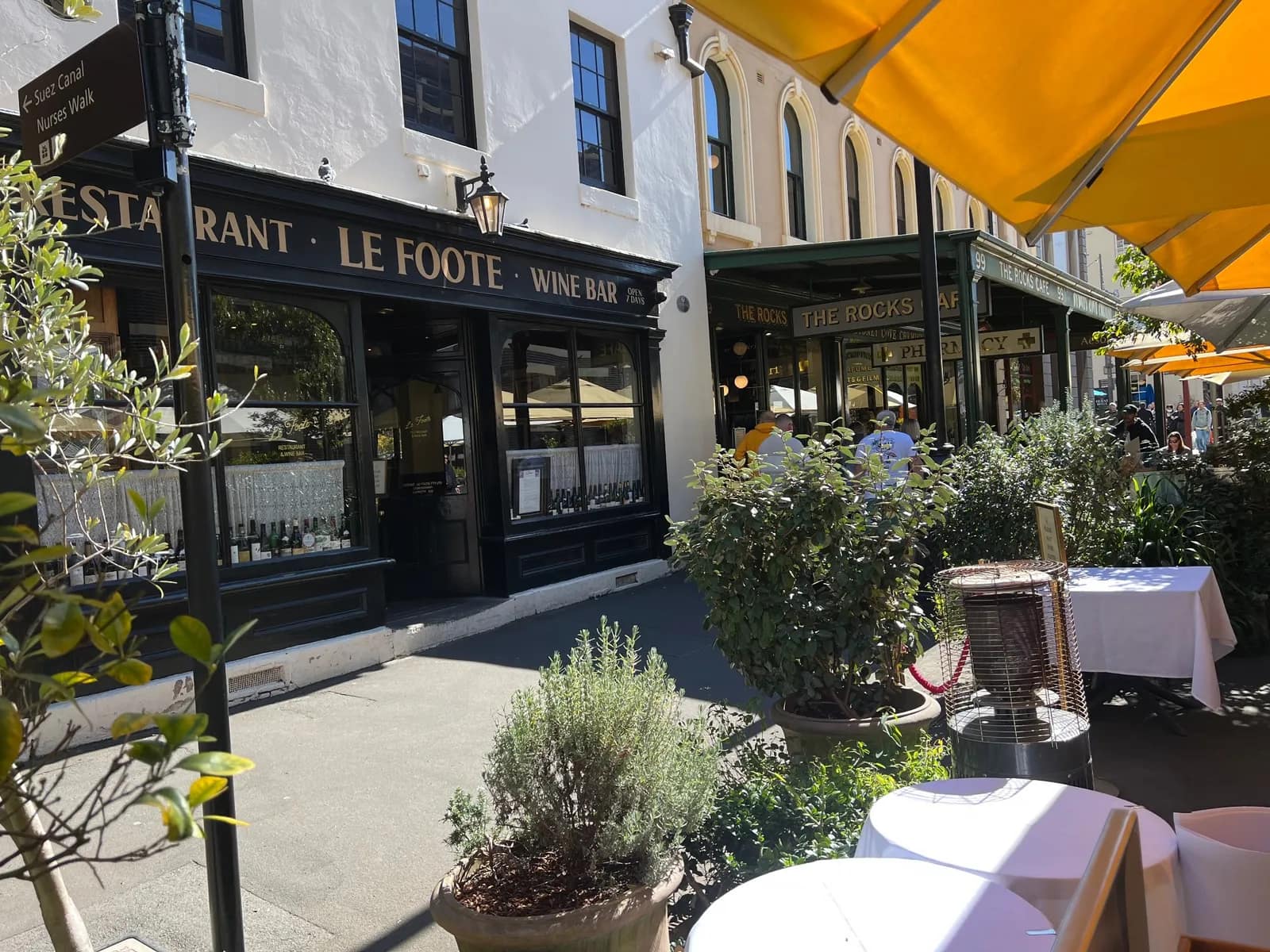 Le Foote pub in The Rocks